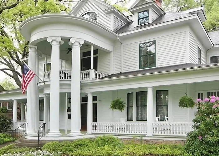 Double Oaks Bed & Breakfast